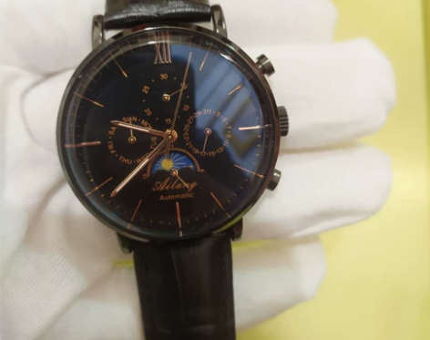 艾浪自动机械手表 使用次数不多  九五新