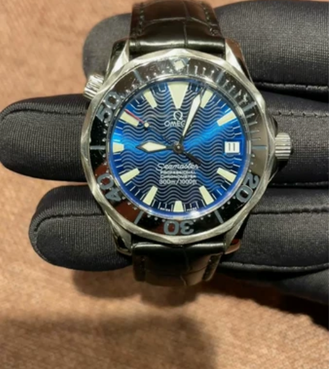 欧米茄，售8000 感兴趣的话点“我想要”...