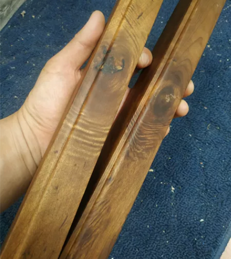 老金丝楠木镇尺，水波纹明显，做工规整，全品...