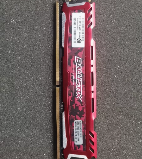 镁光DDR4 2400 16G 台式机内存...