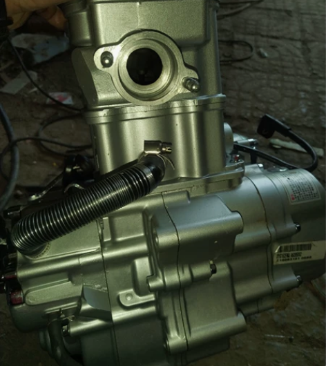 全新库存力帆150水冷摩托车发动机，加长副...