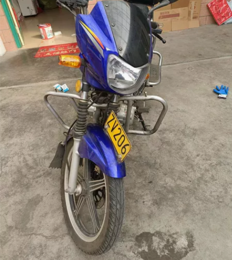 济南神鹰125摩托车，家人自用的，上年纪了...