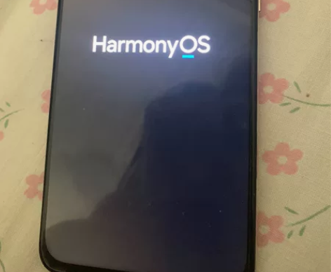 华为novo4 8128G 面容指纹都可以...