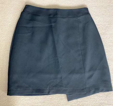 实体店囤货全新 墨绿色薄西装面料半身不规则...