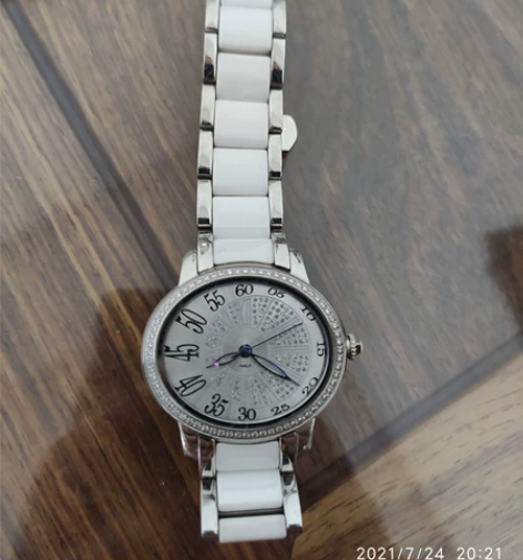 陶瓷手表，几乎全新 感兴趣的话点“我想要”...