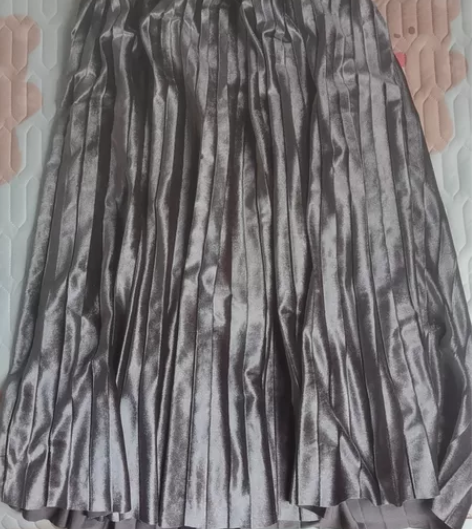 百褶裙照片拍不出它的美 感兴趣的话点“我想...