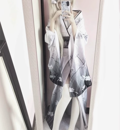穹妹和服COS 科幻科幻 衣服很重，和服 ...