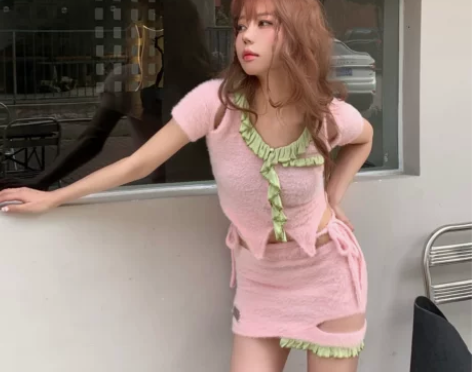 ?AROUSAL  辣妹粉绿茸茸套装性感纯...