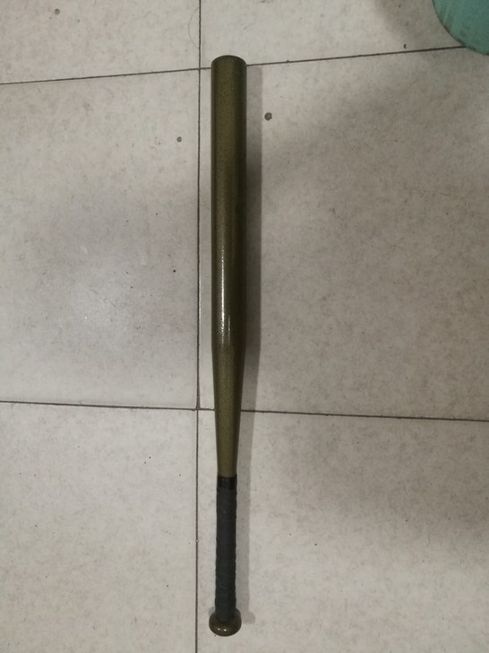 棒球棍，棒球杆，八十多厘米长的。15元邹城...