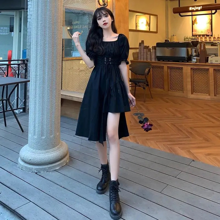 纯欲风夏天新款法式初恋桔梗裙遮肚收腰赫本风...