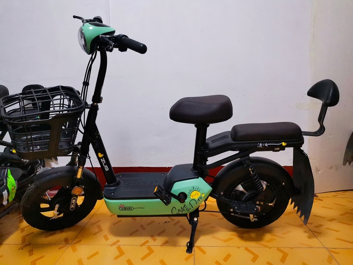 毕业转让,低价出 毕业转让!帮学生代卖,品...