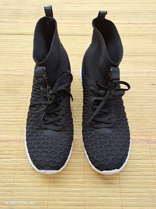 特步 44码 运动鞋