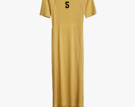 相对纶/轻运动-自由|运动风针织直筒裙圆领...