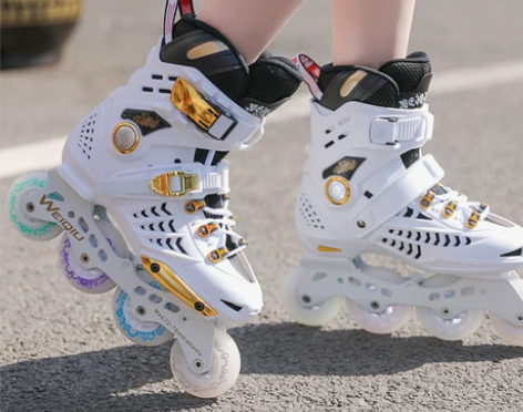 溜冰鞋成人专业平花式校园轮滑鞋男女成年初学...