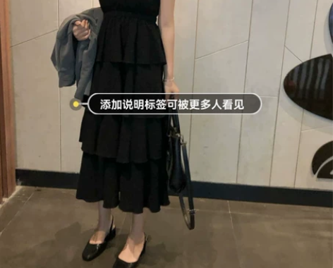 曾小咸 chic春秋港风黑色吊带裙性感V领...
