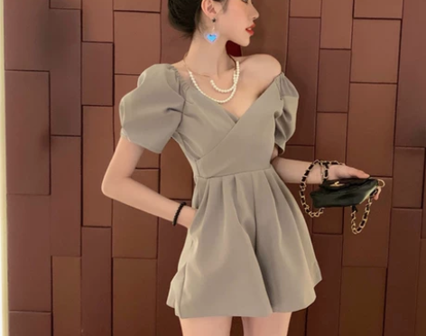 小个子夏季2022新款网红法式一字领连体裤...