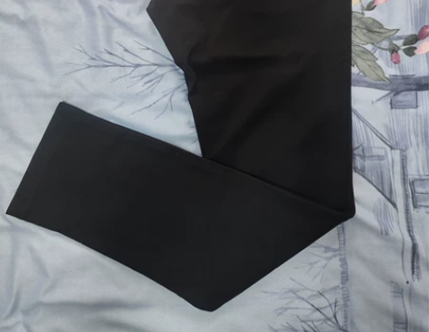 品牌休闲裤 本人穿戴 没有破损 质量很好 ...