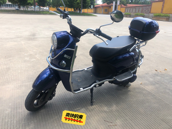 转让一部闲置品牌新日电动车,全车原装无维修...