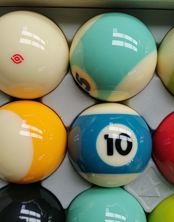 便宜处理二手独眼巨人水晶台球，图片为实物拍...