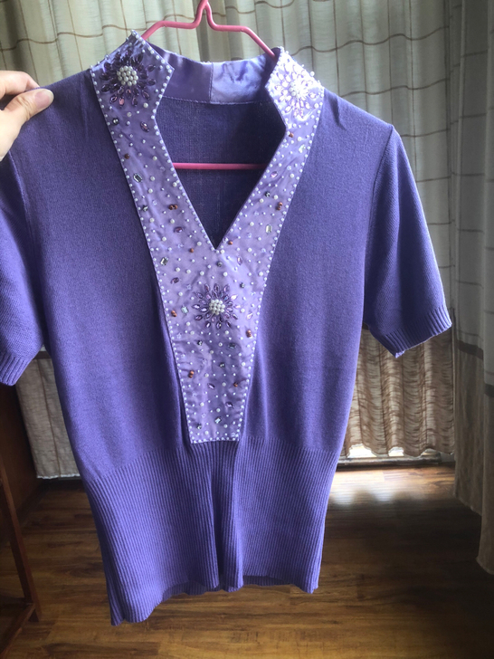 复古针织衫，160码，买小了，试穿过，颜色正