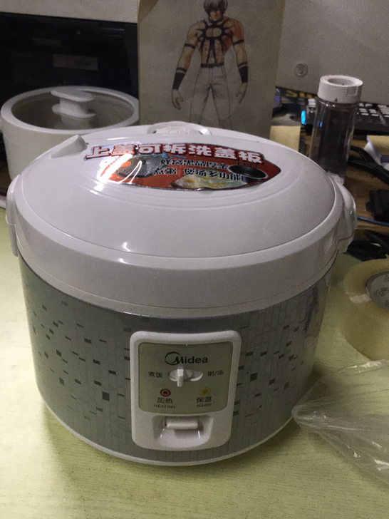 美的智能电饭煲,4升。YN4010。几乎没...