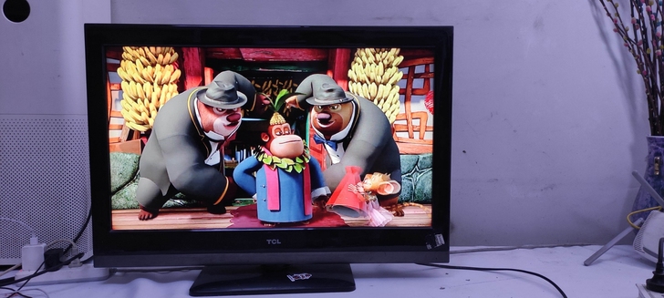 TCL32英寸液晶电视机,有底座,支持HD...