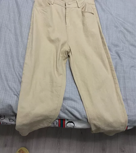 米色高腰休闲裤,腰围70-75CM 实体店...