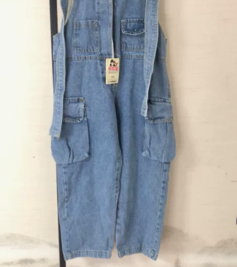 小红鱼120码工装背带牛仔裤，全新，很好看...
