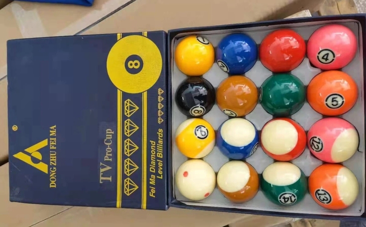 国产黑金刚TV，中8台球，性价比高。用的住！