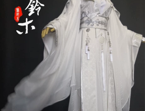 悬铃木二哈和他的白猫师尊楚晚宁cos 衣服...