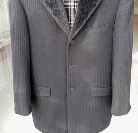 男士高档冬款西服，胸围114cm，长度85...