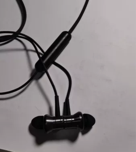 万魔正品蓝牙耳机 旗舰店购入 用的很少 很...
