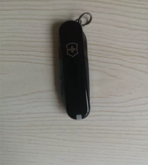 维氏瑞士多功能折叠军刀黑色##amp；am...