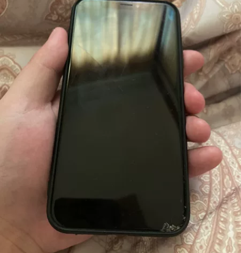 国行iPhoneX银色  64g 屏幕破碎...