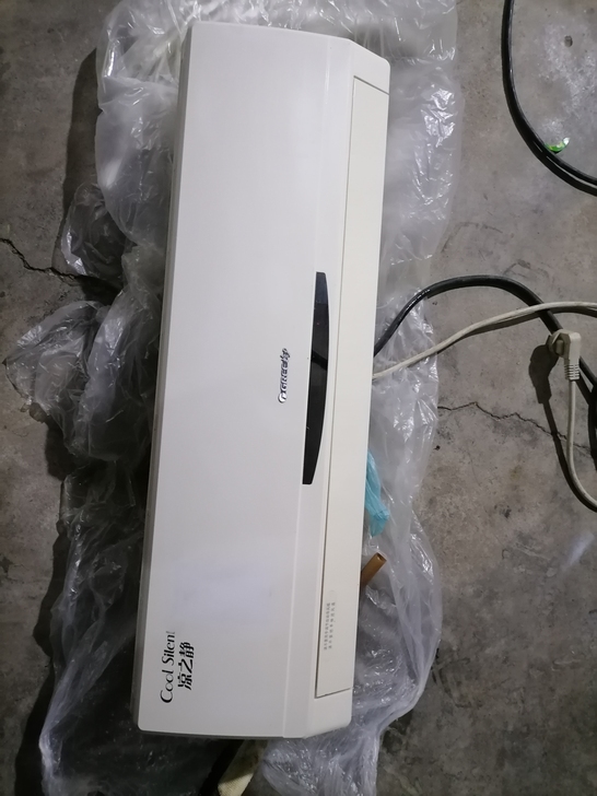 格力大一匹空调  内机一套