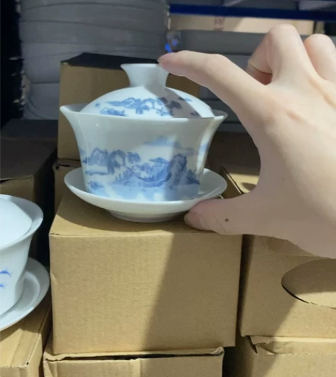 茶馆倒闭与合伙人分家得几百个盖碗急于回血 ...