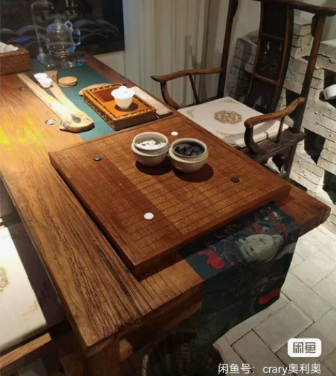 茶馆关门，最后一张老门板桌处理，有需要近两...