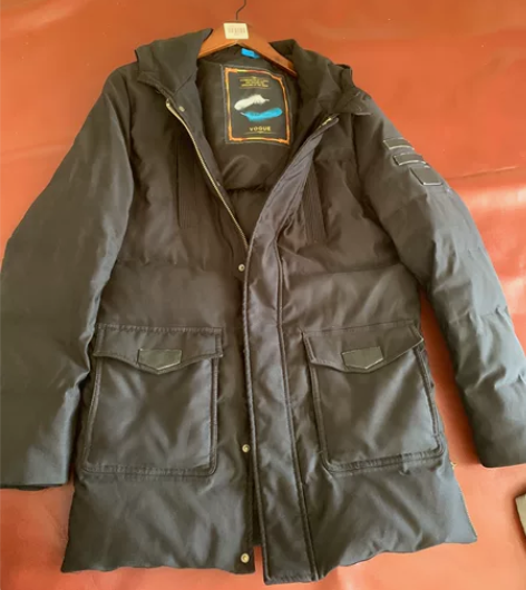 羽绒服外套，清衣柜，尺码180，96a 感...