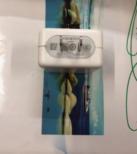 原装二手OPPO20w充电器一个 单头没有...