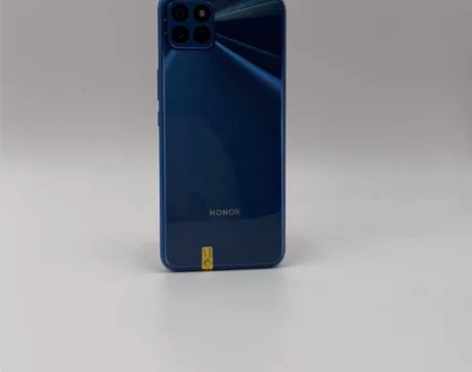 99新【特价精品】 荣耀 畅玩20 8g+...