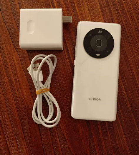 荣耀magic4pro釉白色，8+256G...