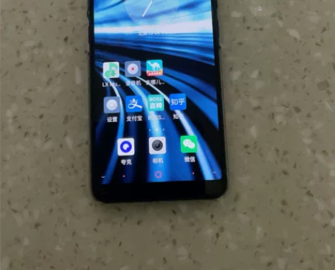 努比亚z17mini，备用机很少用，没有磕...