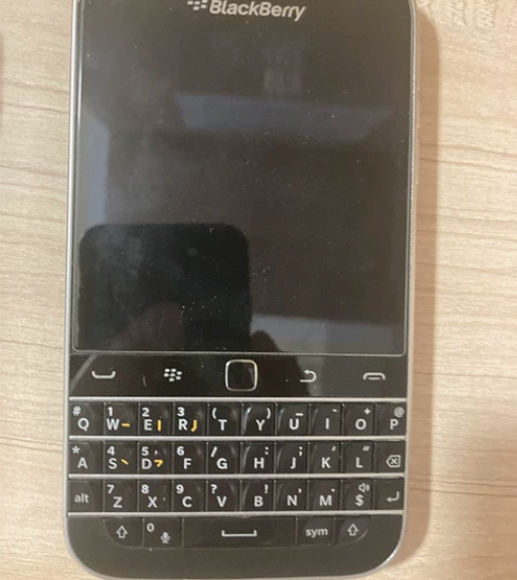 自用极品黑莓Q20，系统流畅稳定，使用爱惜...