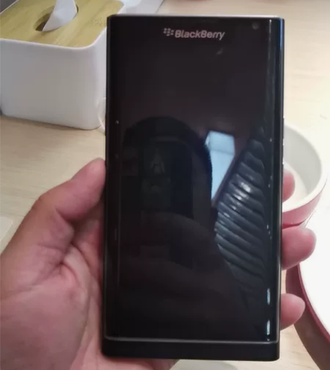 黑莓priv 感兴趣的话点“我想要”和我私...