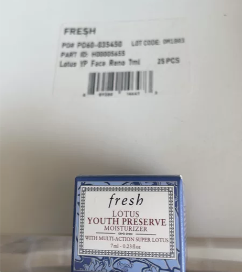 馥蕾诗睡莲面霜7ml 感兴趣的话点“我想要...