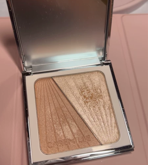 珂曼高光修容 只用过几次 30不包邮 主页...