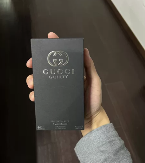 Gucci古驰香水 90ml 正品 打开喷...