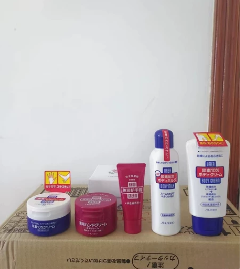 日本资生堂美润尿素护手霜秋冬防干裂美白滋润...