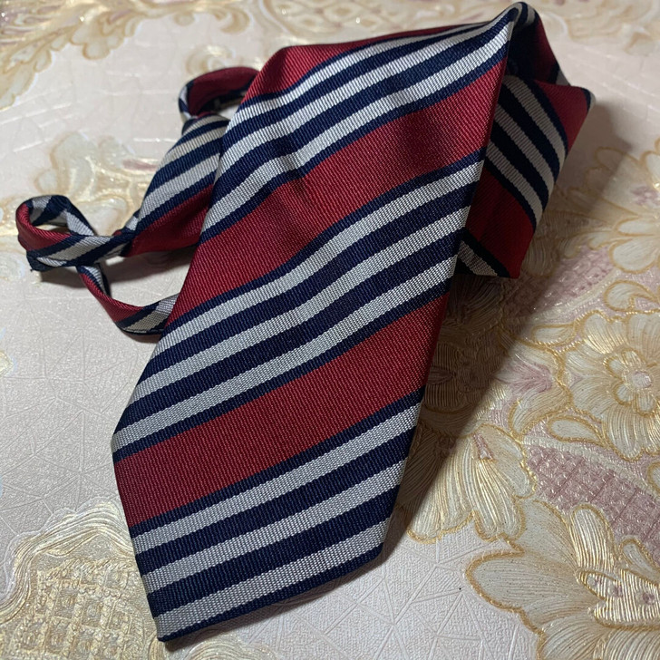 丰桥中央免打领带校供jk制服dk