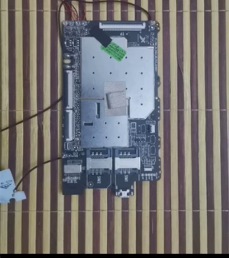 清华同方主板谁要给钱就卖，看上下手，不开机...